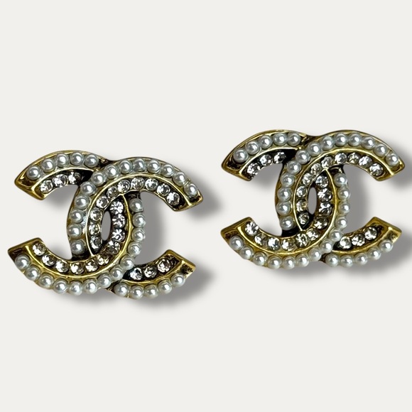Upcycled Jewelry - Elegant Gold and Silver Pearl Earrings